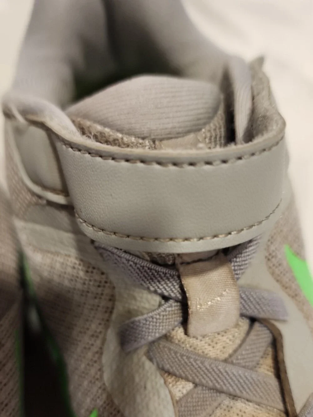 Nike Kids Gray Sneakers with Green Swoosh